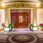 & Medi-spa Bialy Kamien