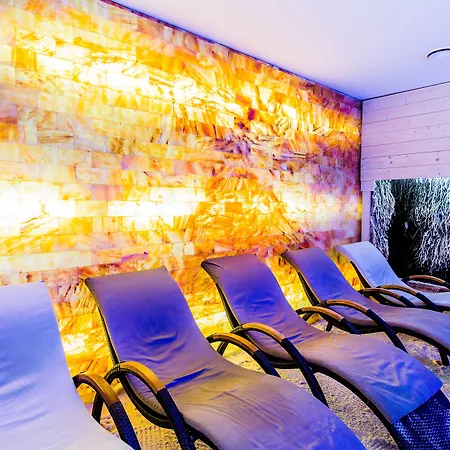 Hotel & Medi-spa Bialy Kamien