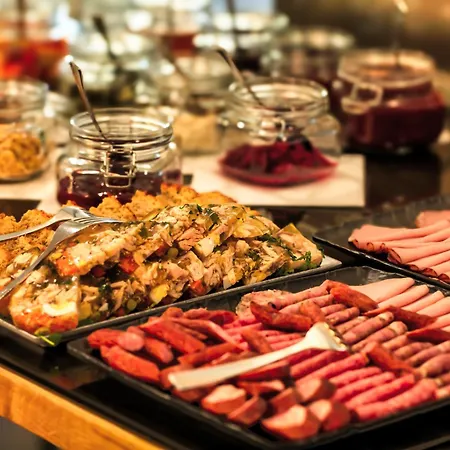 Hotel & Medi-spa Bialy Kamien 4*