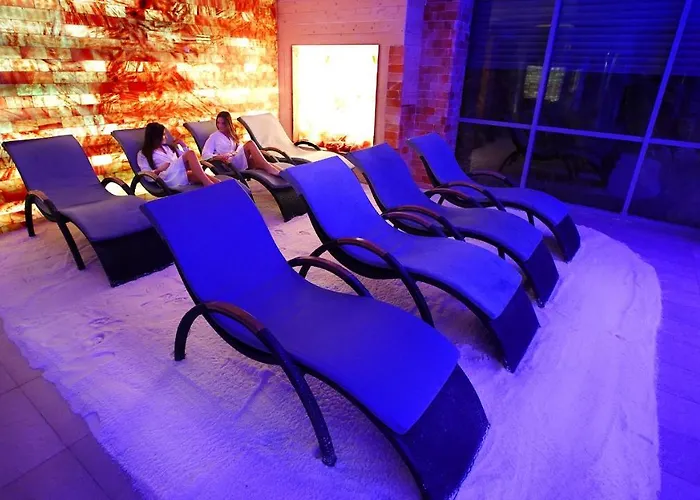 & Medi-spa Bialy Kamien Hotell