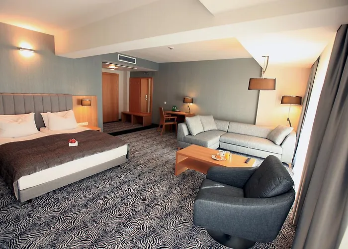 & Medi-spa Bialy Kamien 4*